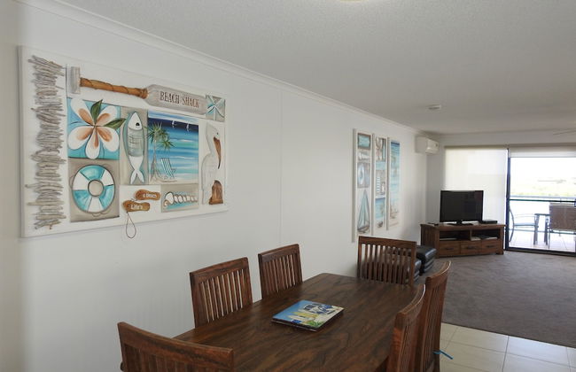 On The River Apartments - Photo 18