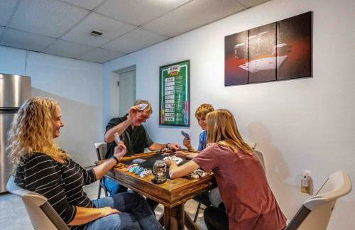 Overlook at Sleepy Creek -- Sleepy Creek Frontage, Secluded, Grill, Fire Pit, Deck, Family Friendly, Game Room, Fishing, Hammock, View, Fireplace - Foto 39