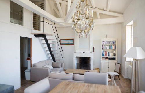 XVIII Century Gem With Magnificent Views Of The Harbour with a private garage - Foto 7