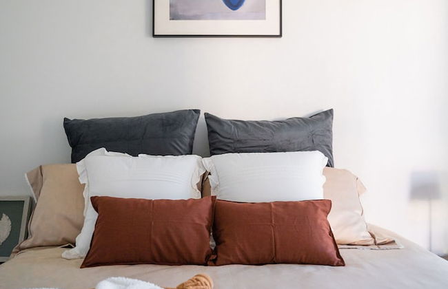 Sunrise Garden Suites - Photo 7