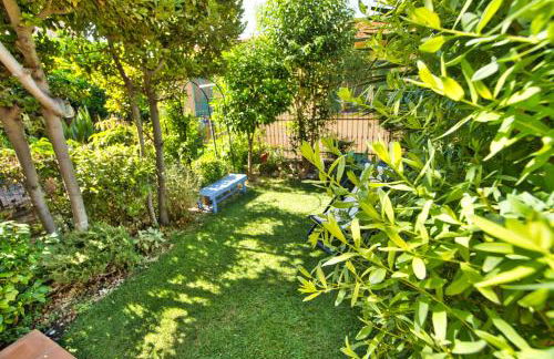 La casa nel castello e il giardino segreto - Photo 35