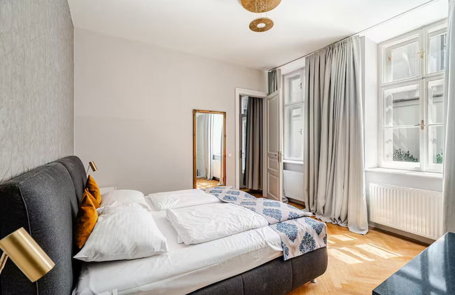 Abieshomes Serviced Apartments - Votivpark - Photo 13