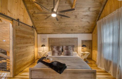 Cozy Chic Retreat Hot Tub, King Beds, Fire Pit - Foto 8