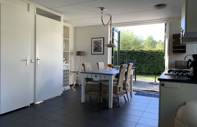 Nice Holiday Home with Dishwasher near Beach - Photo 5