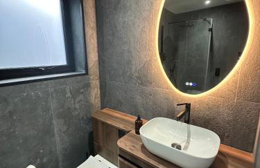 TyneView Estate, Farmhouse & Stables - Photo 65