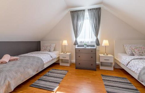 Odisea Hill House - Modern Holiday Home with swimming pool, sauna, jacuzzi, WiFi and 2 bedrooms, near Varazdin - Foto 23