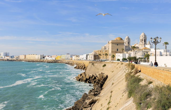 Playamar in Cadiz With 3 Bedrooms and 1 Bathrooms - Foto 9