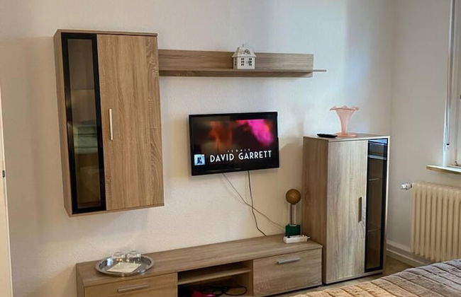 Stunning 2-bed Apartment in Dortmund - Photo 11