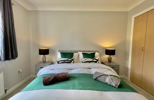 Stylish City Apartment with Free Parking near Town - Foto 21