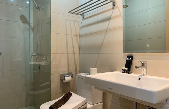 Cozy And High Floor 1Br At Sedayu City Suites Kelapa Gading Apartment - Photo 9