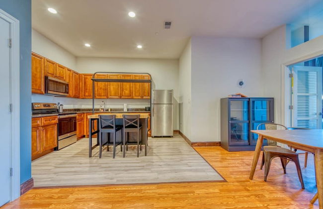 Sosuite 2BR Apt w W D Gym On-site Restaurant - Foto 11