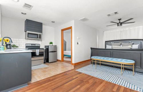 Luxurious Lake Park House: Sleeps 25, Pool, Hot-tub, Firepit and Game Room! - Foto 74