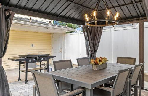 Imperial Porch Haven Cozy Fire Pit Fenced Yard - Foto 72