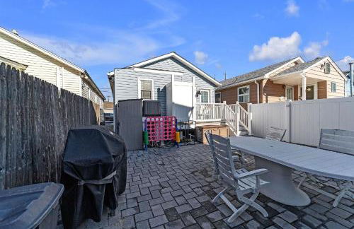 Cozy 3-BR Retreat, Four Blocks to Beach & Boardwalk home - Foto 28