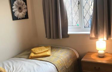 Hinckley Home Sleeps 5 Complete House - Foto 21