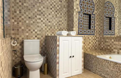 La Alcazaba de Triana - Photo 24