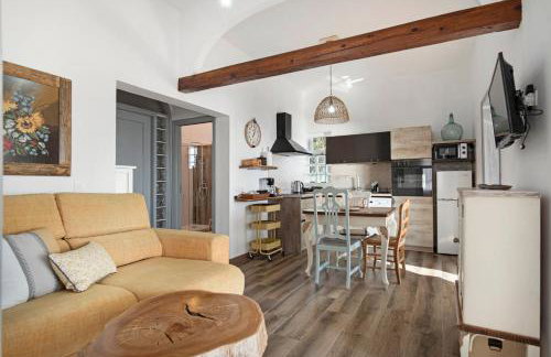 Las Golondrinas - Foto 23