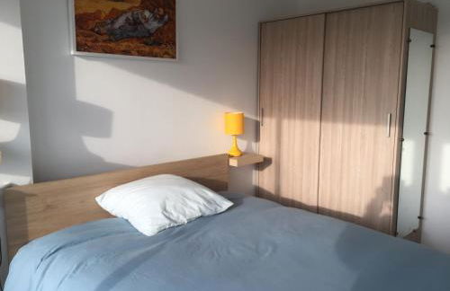 T2 hyper centre bord de Loire Parking - Foto 4