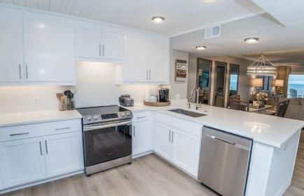 5-STAR Beachfront - 2br & 2ba Total Remodel - Dunes of Panama D1105 - Foto 19