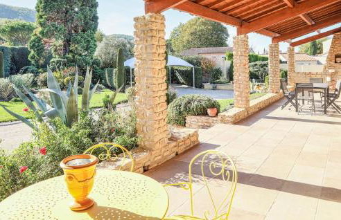 3 Bedroom Beautiful Home In Espeluche - Foto 13