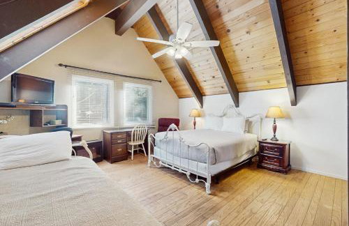 Tallac Views Getaway - Foto 9