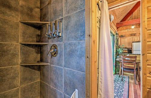 Furnished Deck Romantic StrawberryandPine Studio! - Foto 18