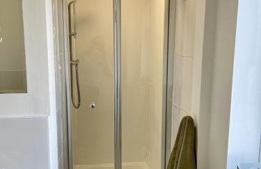 Taylor Way - Superb Apartment with Living Room and Private Gated Parking - Foto 5