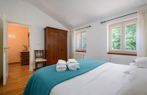 Villa Lipa for 8 persons near Pula with 41 m2 heated pool, beautiful garden, sauna & kids playground - Foto 48