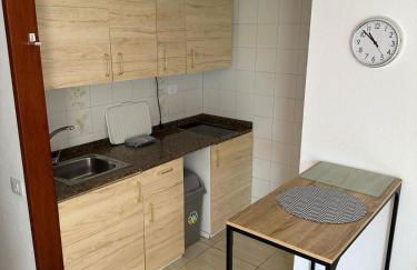 Sunny home in the center near the beach - Photo 10