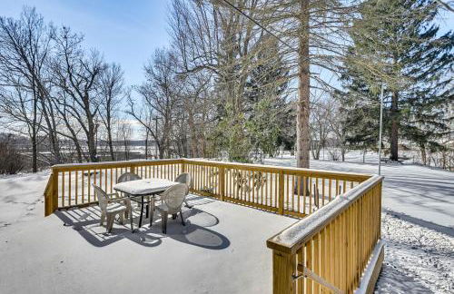 Bright Home Near Pine Lake with Deck and Yard - Foto 3