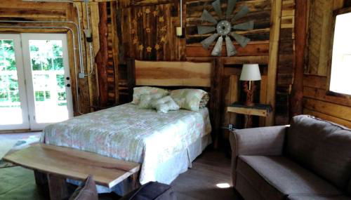 Unique Rustic Yurt Rental for a Peaceful Retreat near Huntington, West Virginia - Foto 2