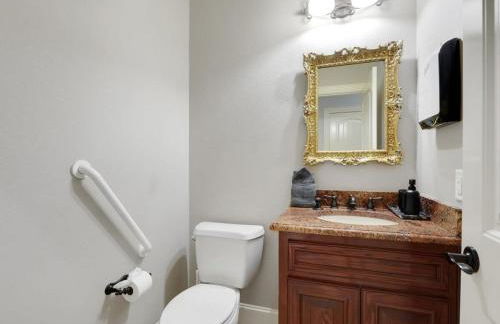 Luxury4000sqft Hot Tub Games Cinema FTWorth ATTST - Photo 43