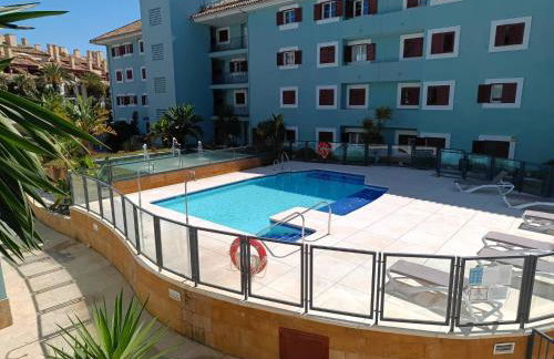 Charming 3 Bedroom Apartment in Puerto Sotogrande - Foto 38