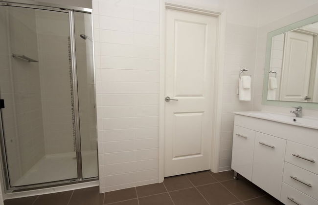 Woodville Beach Townhouse 5 - Photo 13