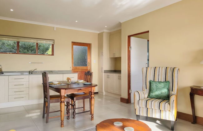 Hitgeheim Garden Cottages - Photo 17