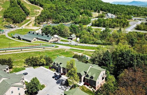 Golf and Hike! Condo at Whitetail Resort - Foto 33