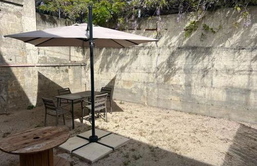 La Glycine - Parking gratuit - AC CLIM - Cour privé - - Foto 4