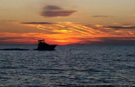 Spacious Beach House Unit,Beautifully Furnished 2 Bed 2Bath./2Min.Walk To Beach - Foto 26