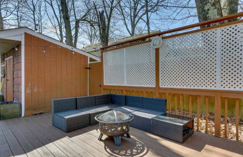 Milford Family Home with Koi Pond and Porch! - Foto 30