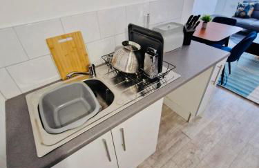 Chester House - 4-bed Spacious Contractor Accommodation in Durham City - Photo 15