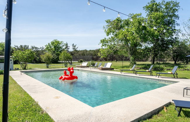 Upstay - Farmhouse on 10 Acres w Pool-tennis-games - Foto 8