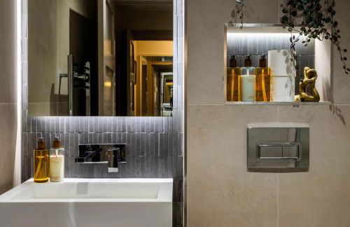 Arran Shores Luxury Shorefront Apartment 4 - Photo 14