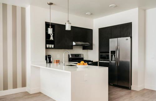 Furnished Quarters at The Encasa - Photo 8