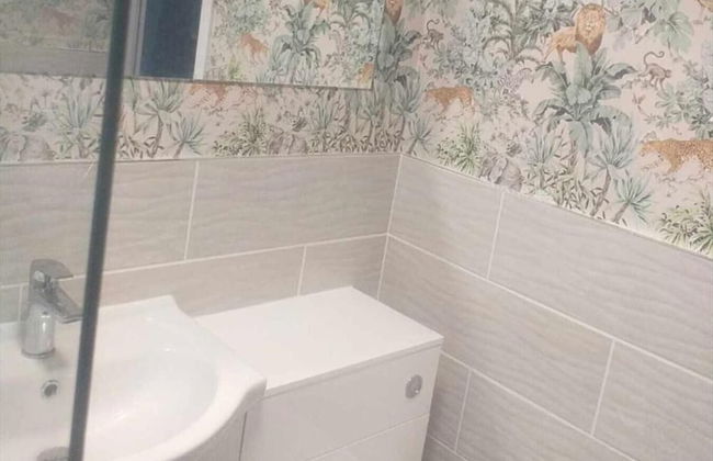 2 Bed Chalet Sleeps 5 - Pets, Parking, Near Beach - Foto 11