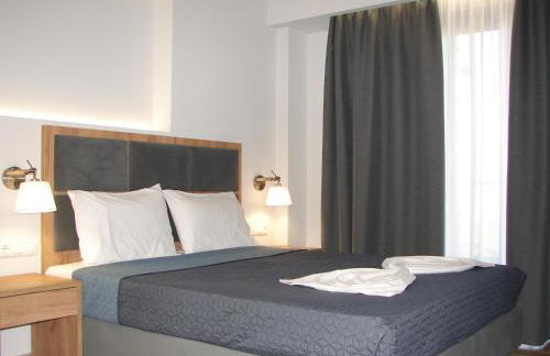 FOUR REASONS - Foto 48