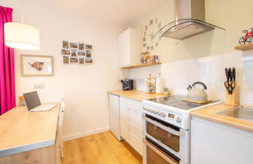 Allt Mor Rentals - Chalet with hot tub, And Studio Apartment no hot tub - Foto 13