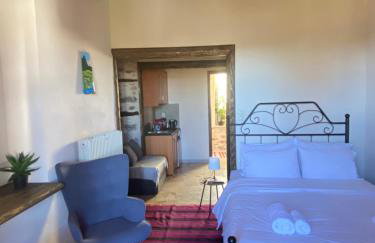 1924 Studios 2 - Photo 21