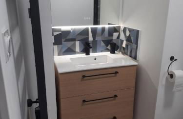 Le panoramique - Parking, Tram A, Netflix - Foto 9