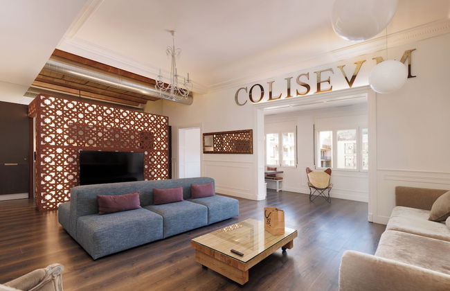 Enjoybcn Coliseum Apartments - Photo 73