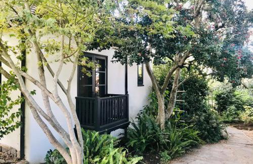 Timeless Elegance-5BR 1930s Home - Photo 6